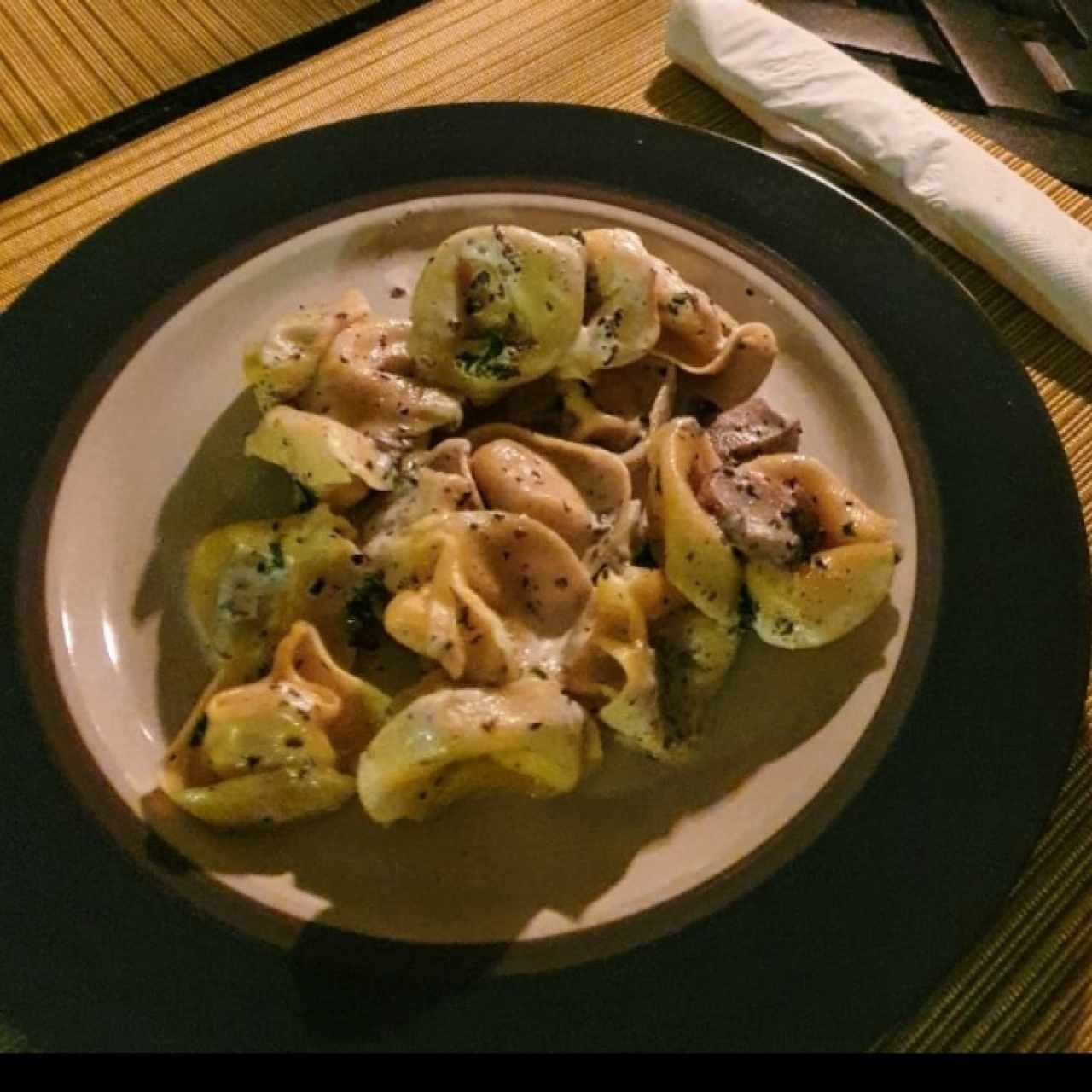 tortellini en salsa de trufa