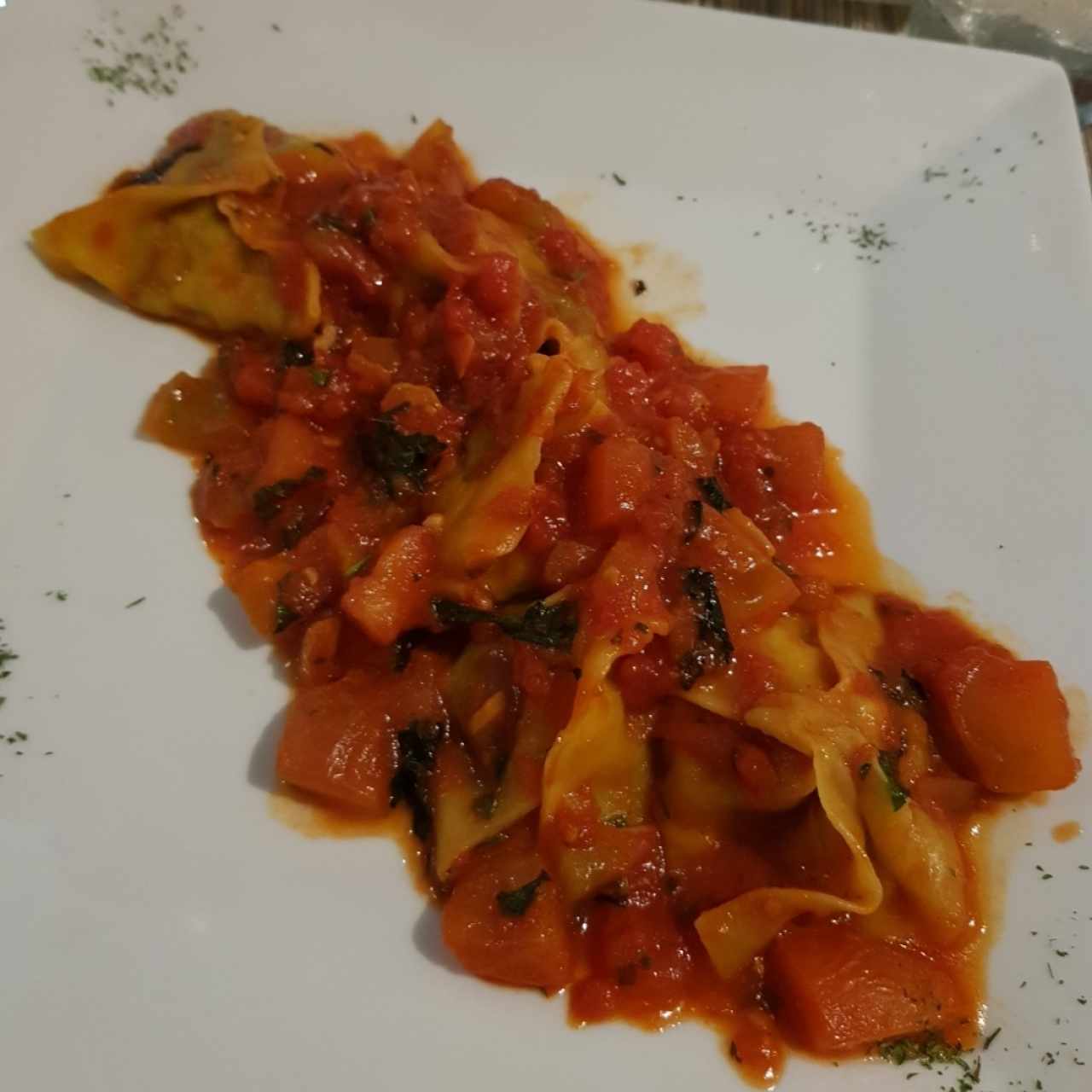 Ravioli de Espinaca y Queso Ricota en Salsa Pomodoro