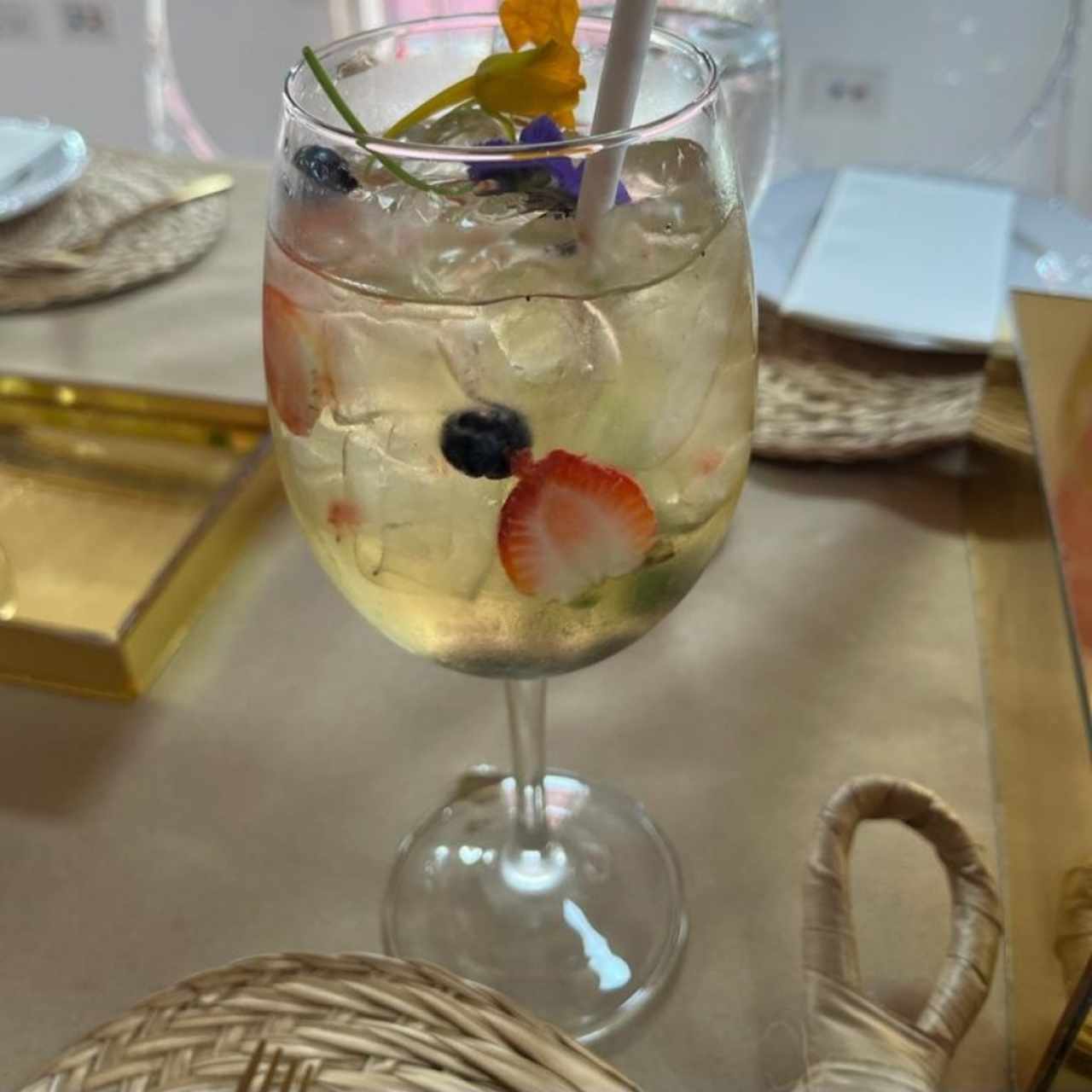 sangria blanca