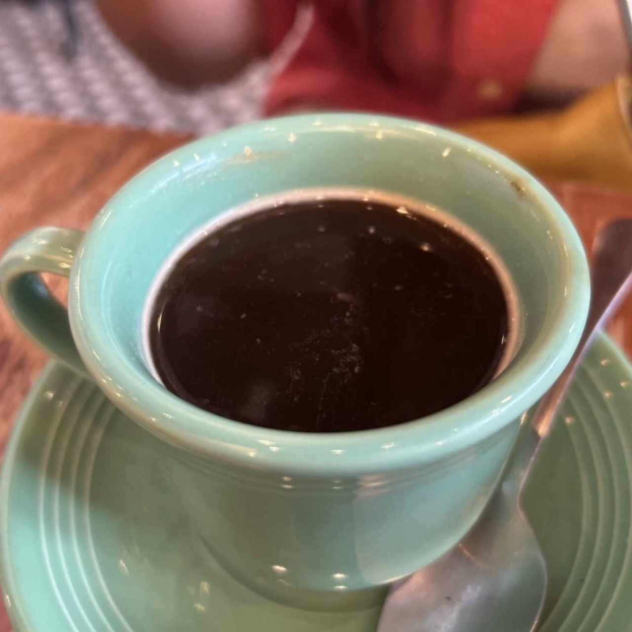 Cafe negro pequeño 