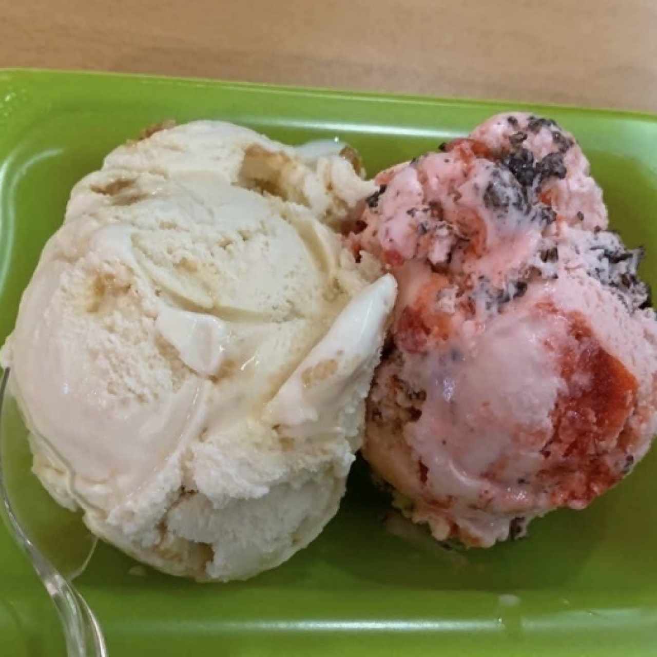 Helado de frutos rojos con vainilla