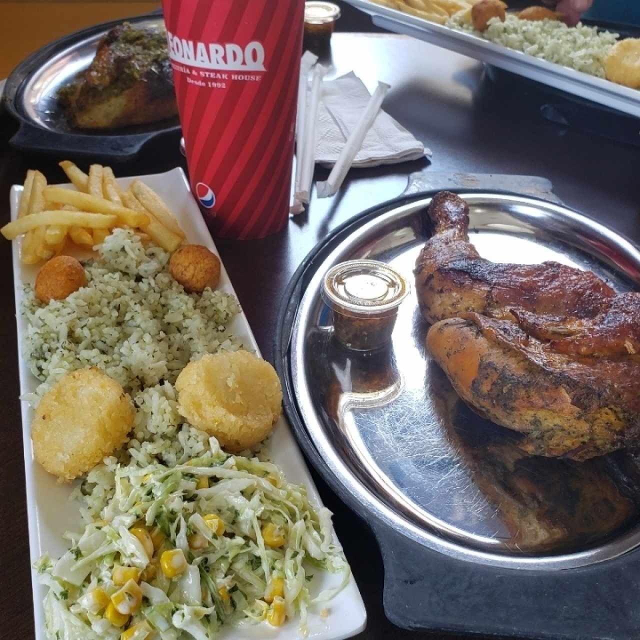 Pollo asado en combo