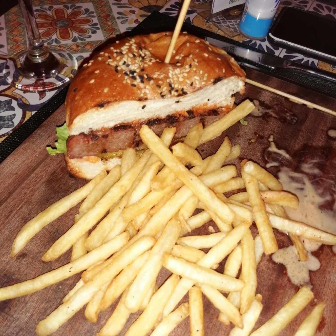 Hamburguesa ottoman 