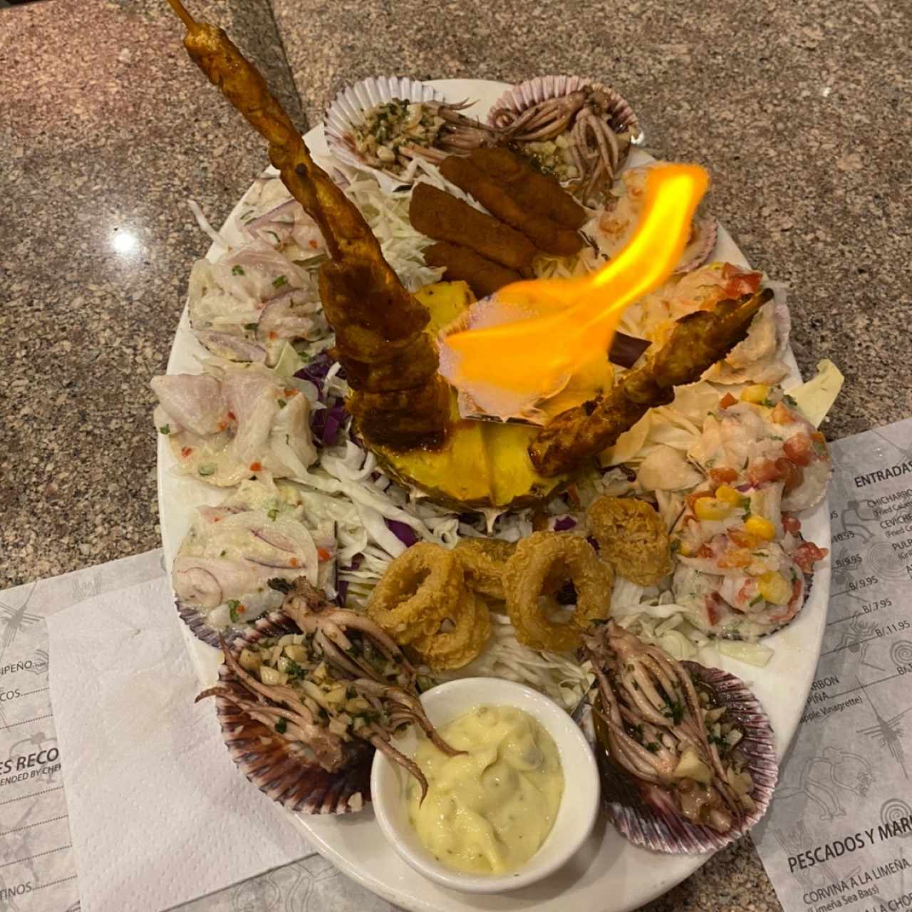 Piqueo Especial de Mariscos Nazca