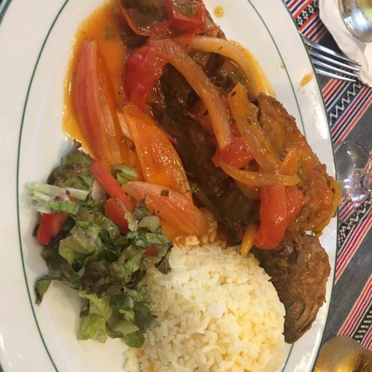 corvina a la salsa chorrillana