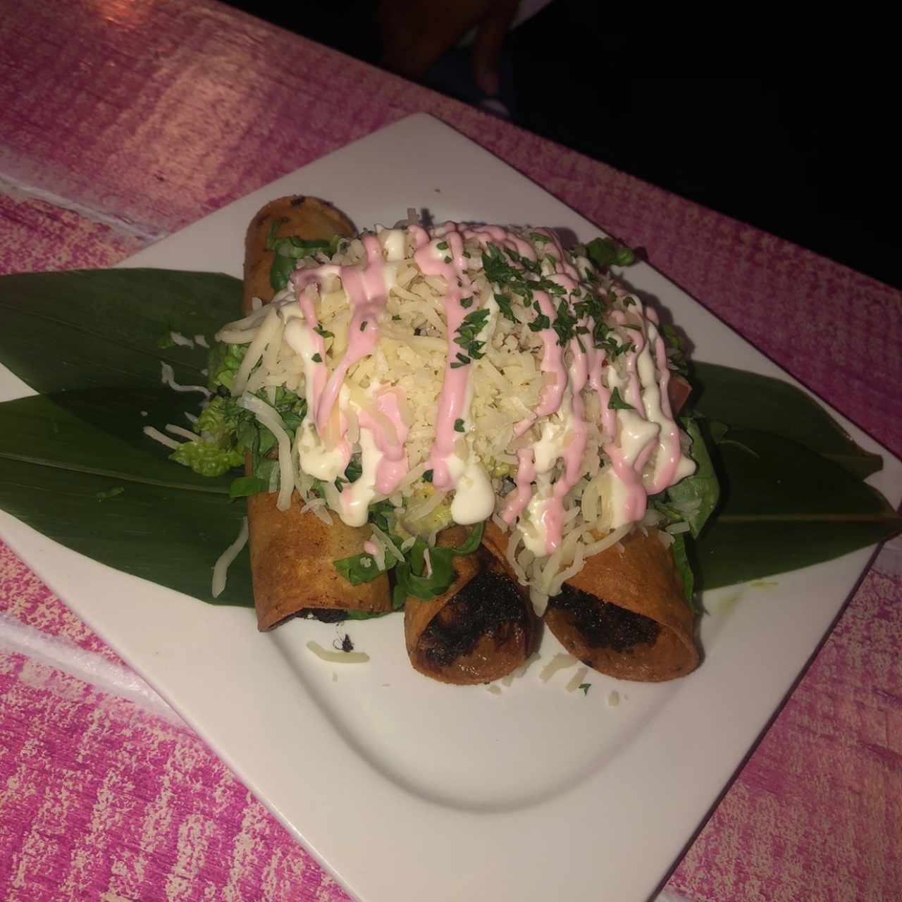 tacos dorados de pollo