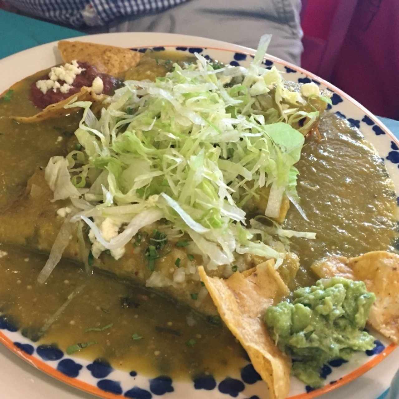 enchiladas en salsa verde