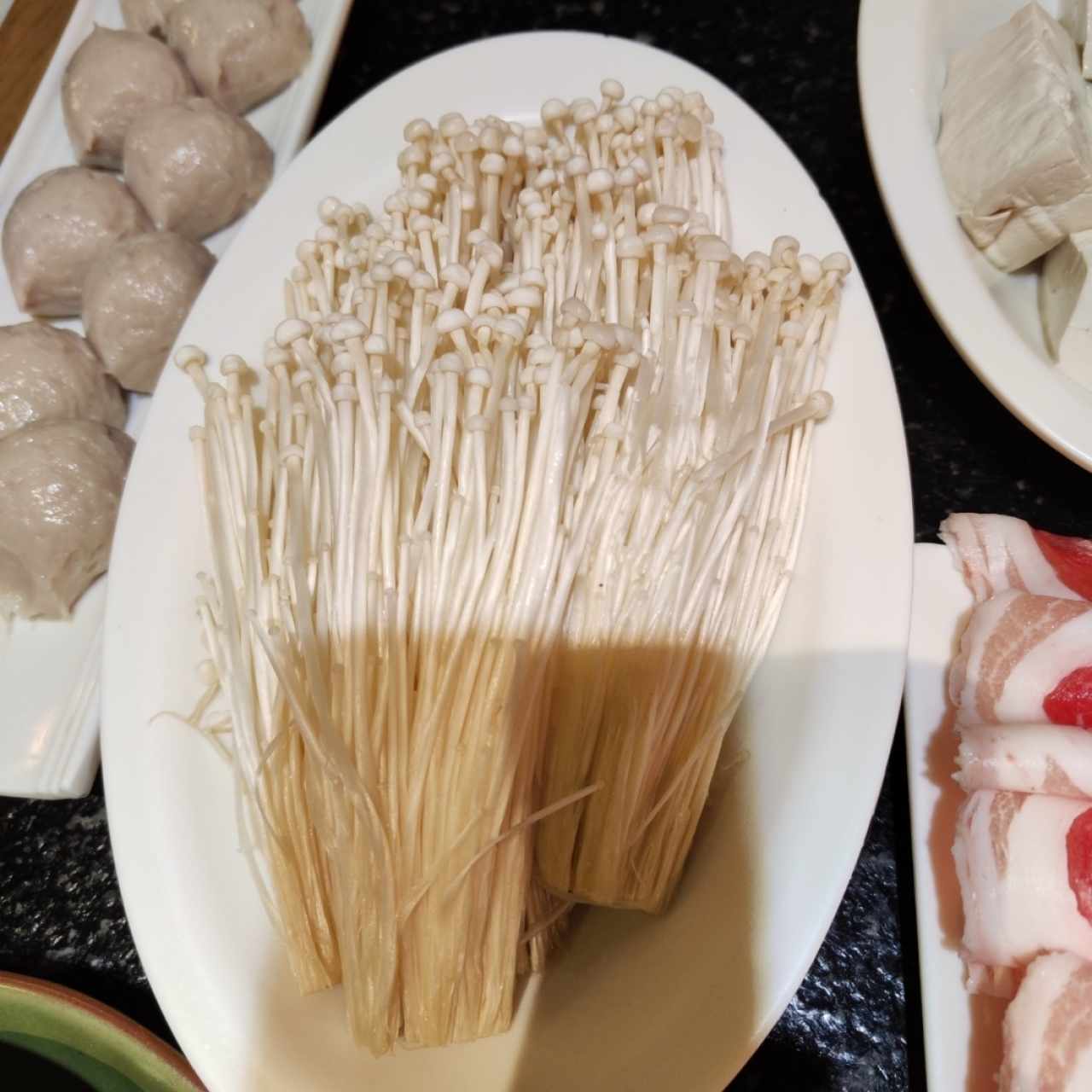 Acompañamientos variados - Enoki mushroom