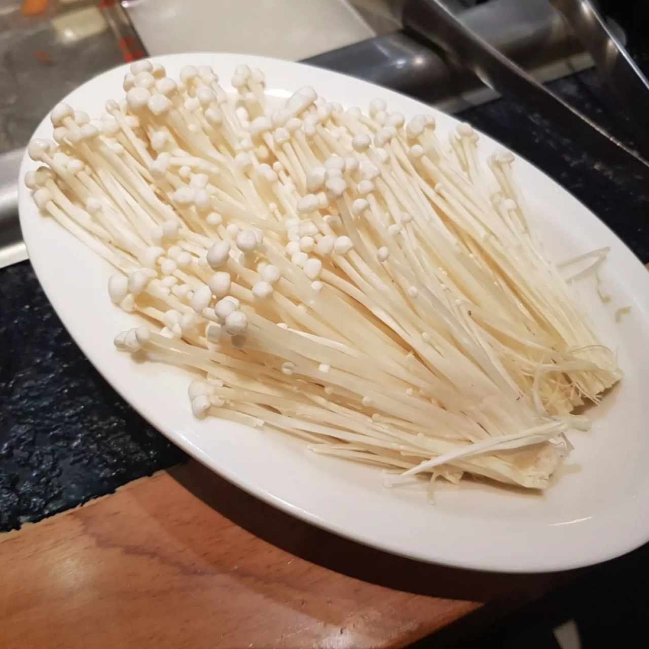 Acompañamientos variados - Enoki mushroom