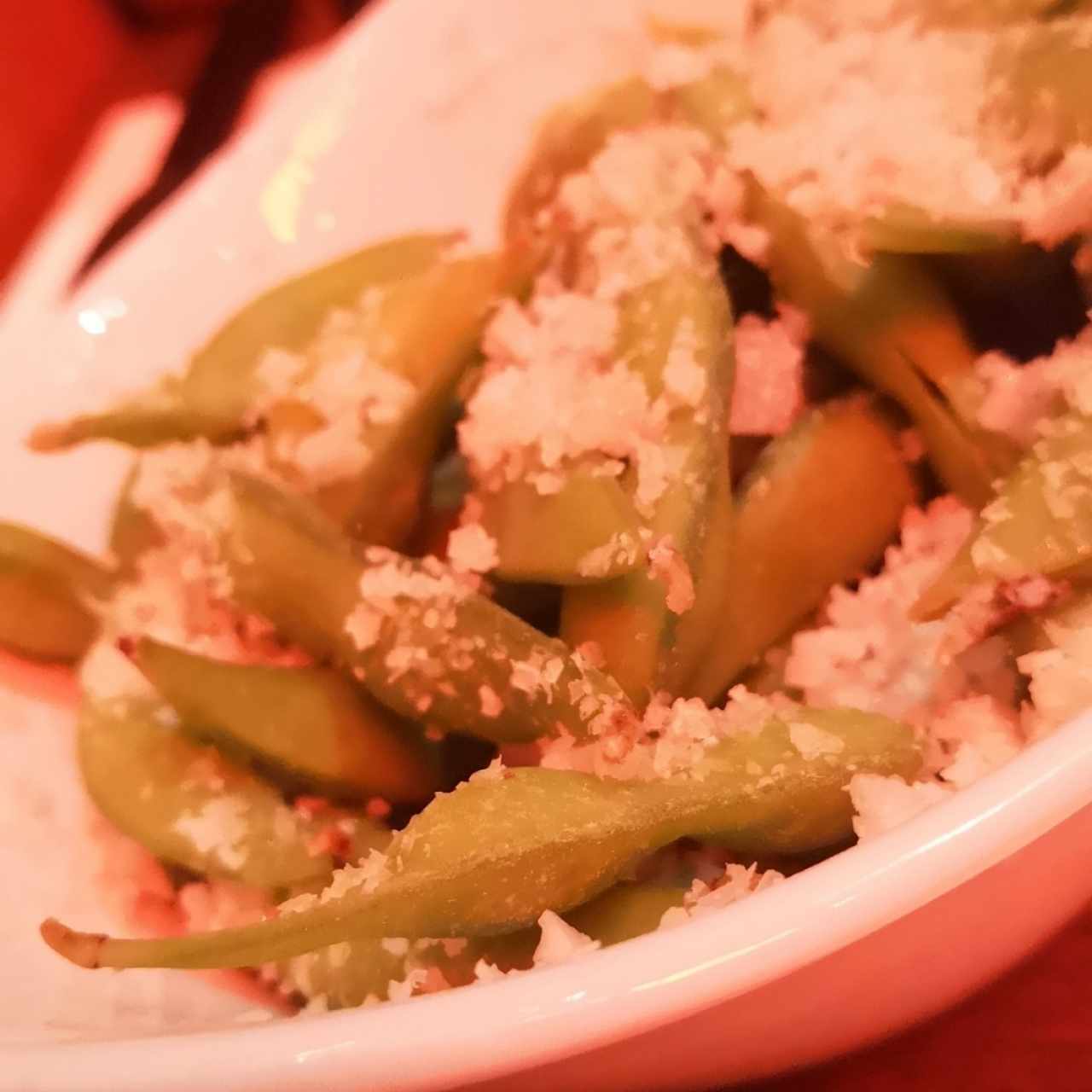 PARA PICAR - EDAMAME CON PARMESANO