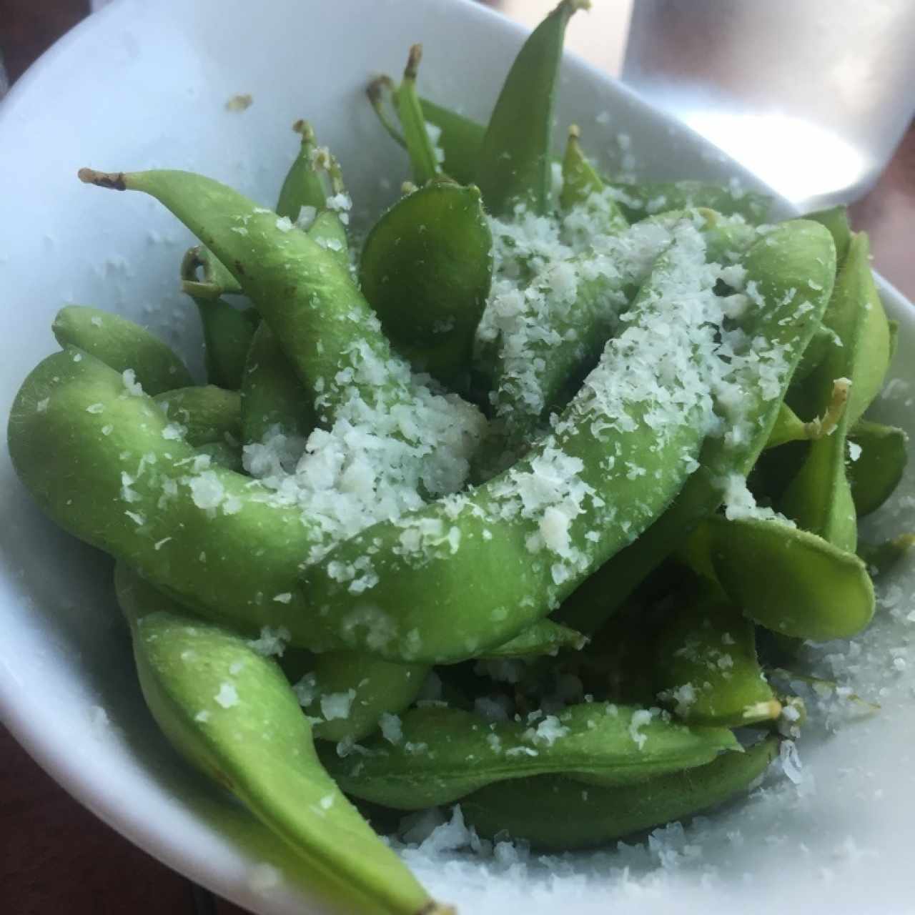 PARA PICAR - EDAMAME CON PARMESANO