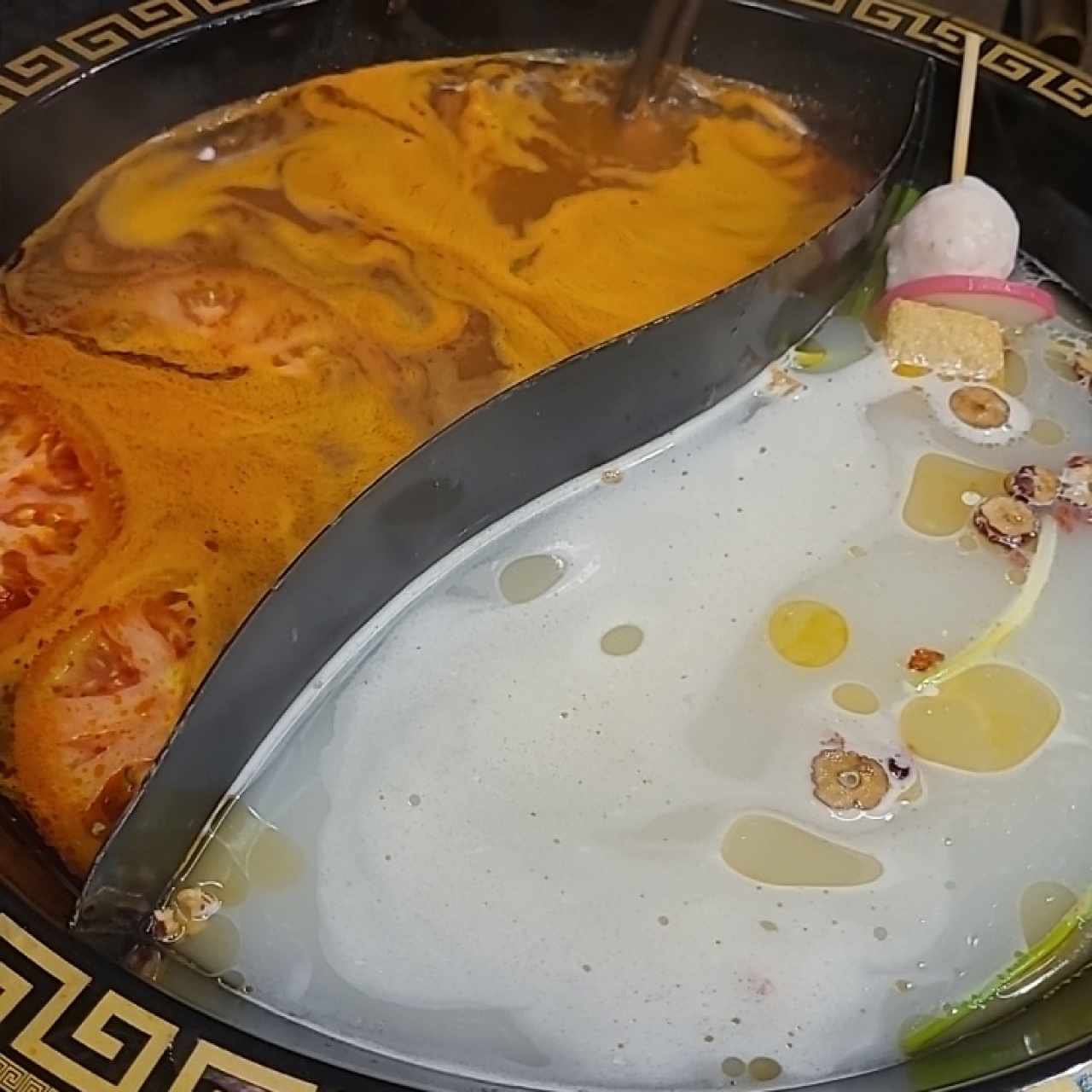 sopa de tomate y de hueso