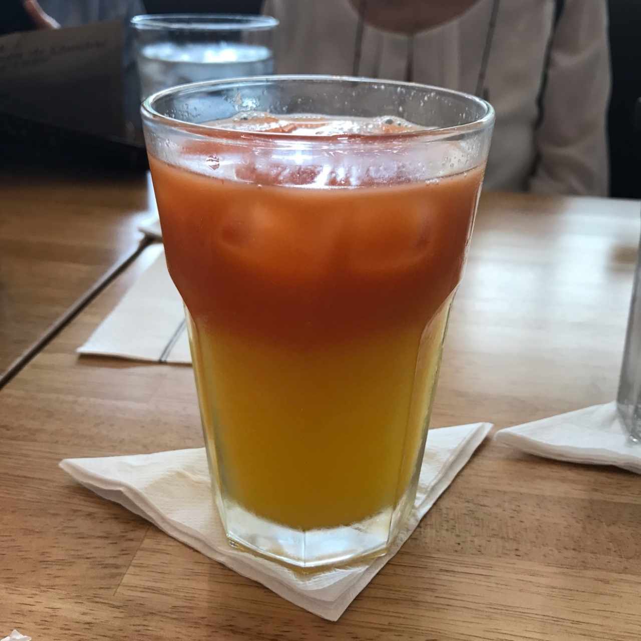 jugo de zanahoria naranja y gengibre