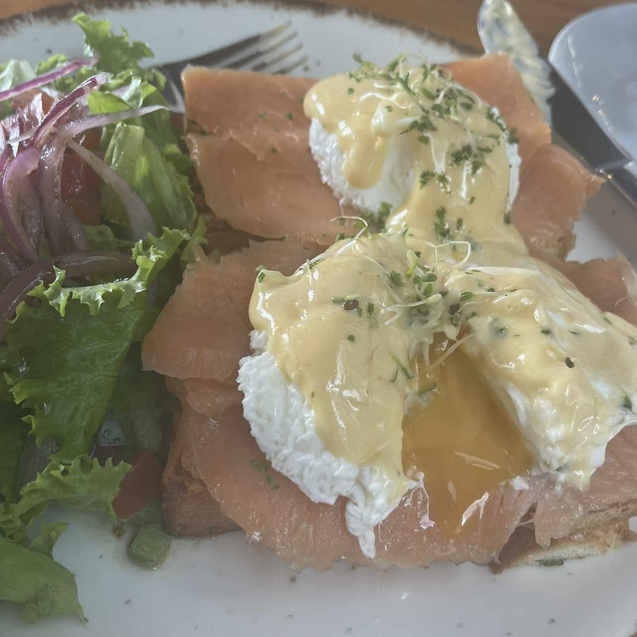 Huevos benedictinos