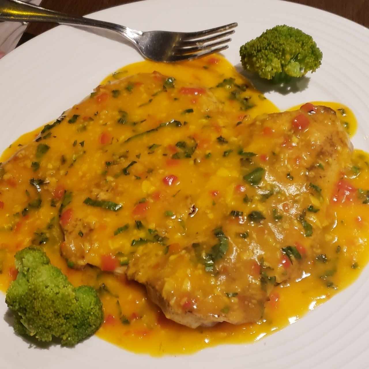 pollo al ajillo