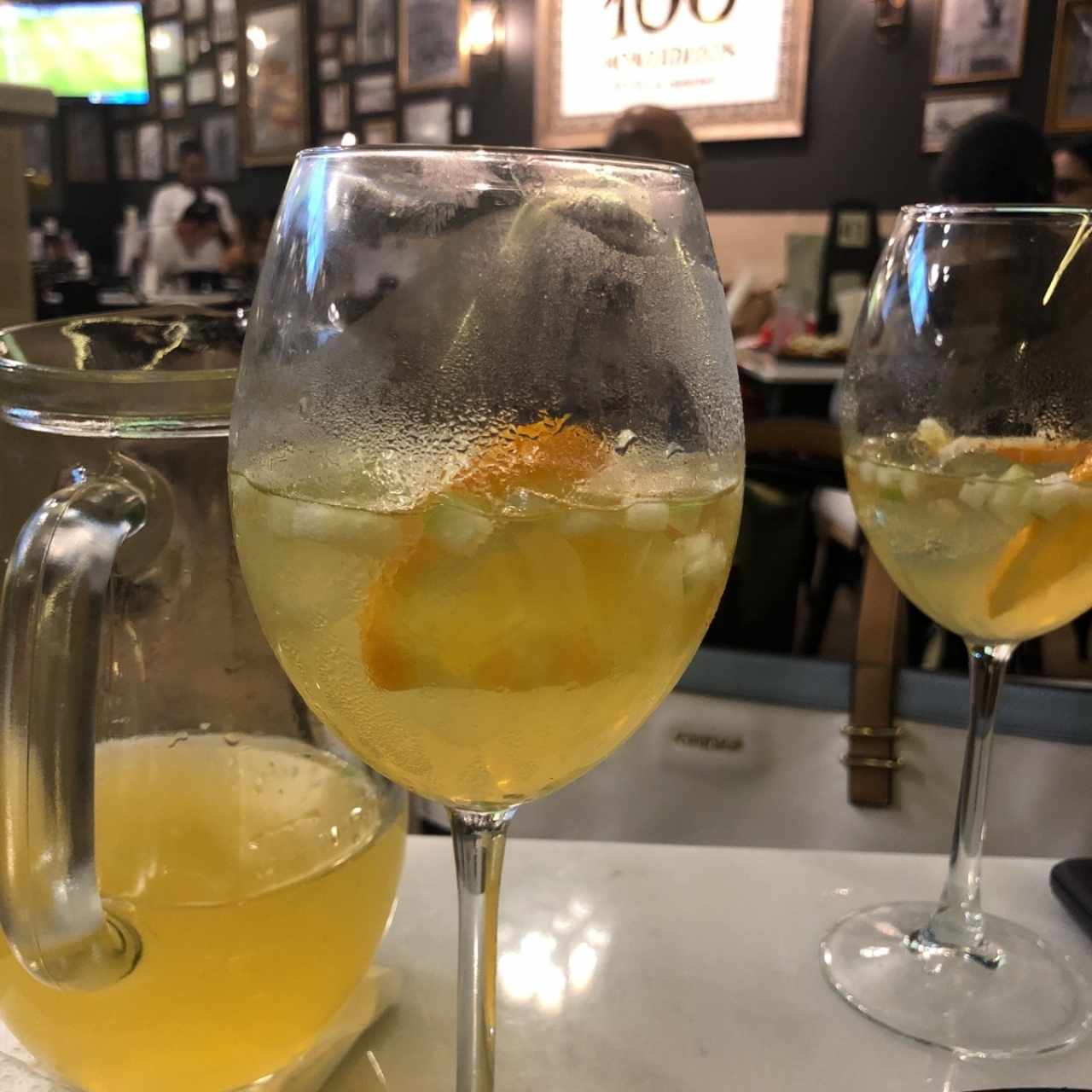 sangria blanca