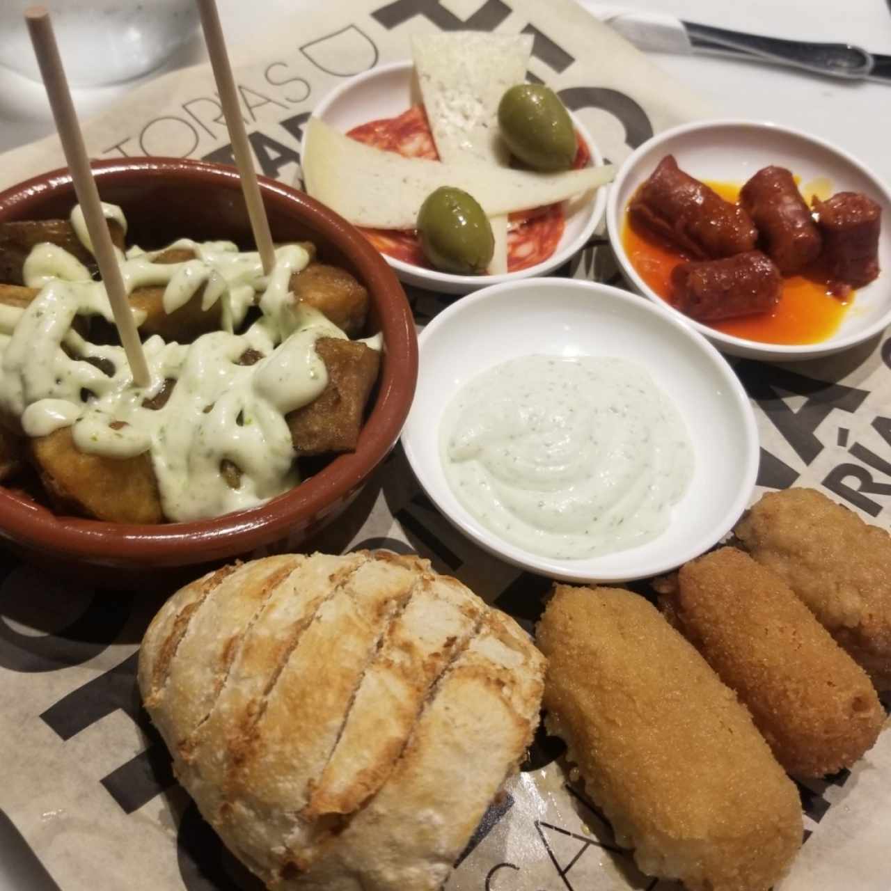 APERITIVOS - TAPA MIX