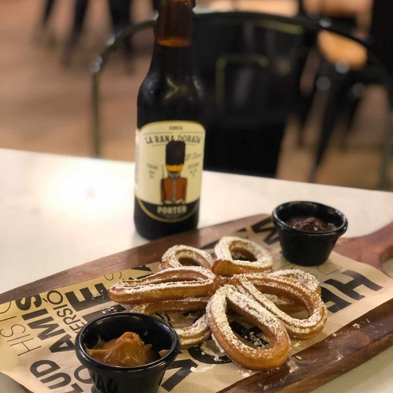 churros con manjar y chocolate 