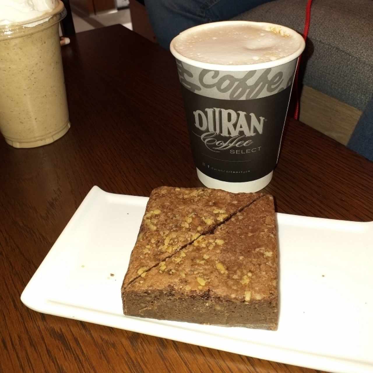 Brownie y te chai