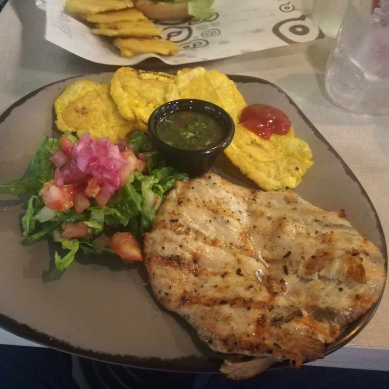 pollo de ocho