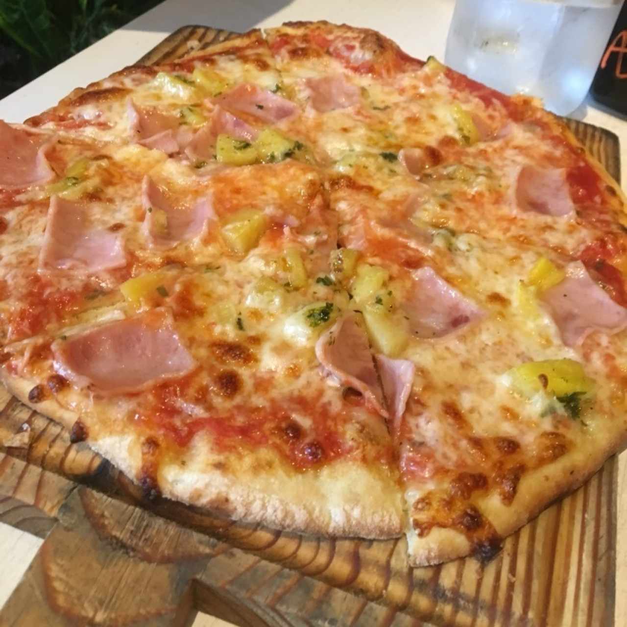 Pizza Hawaiana