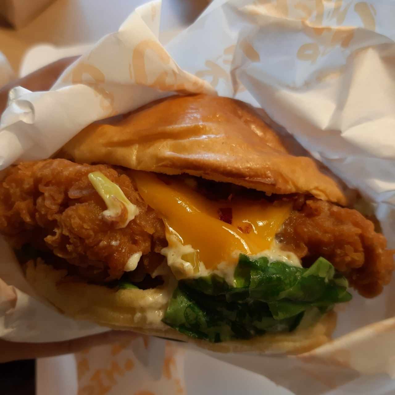 Pollo crispy burger