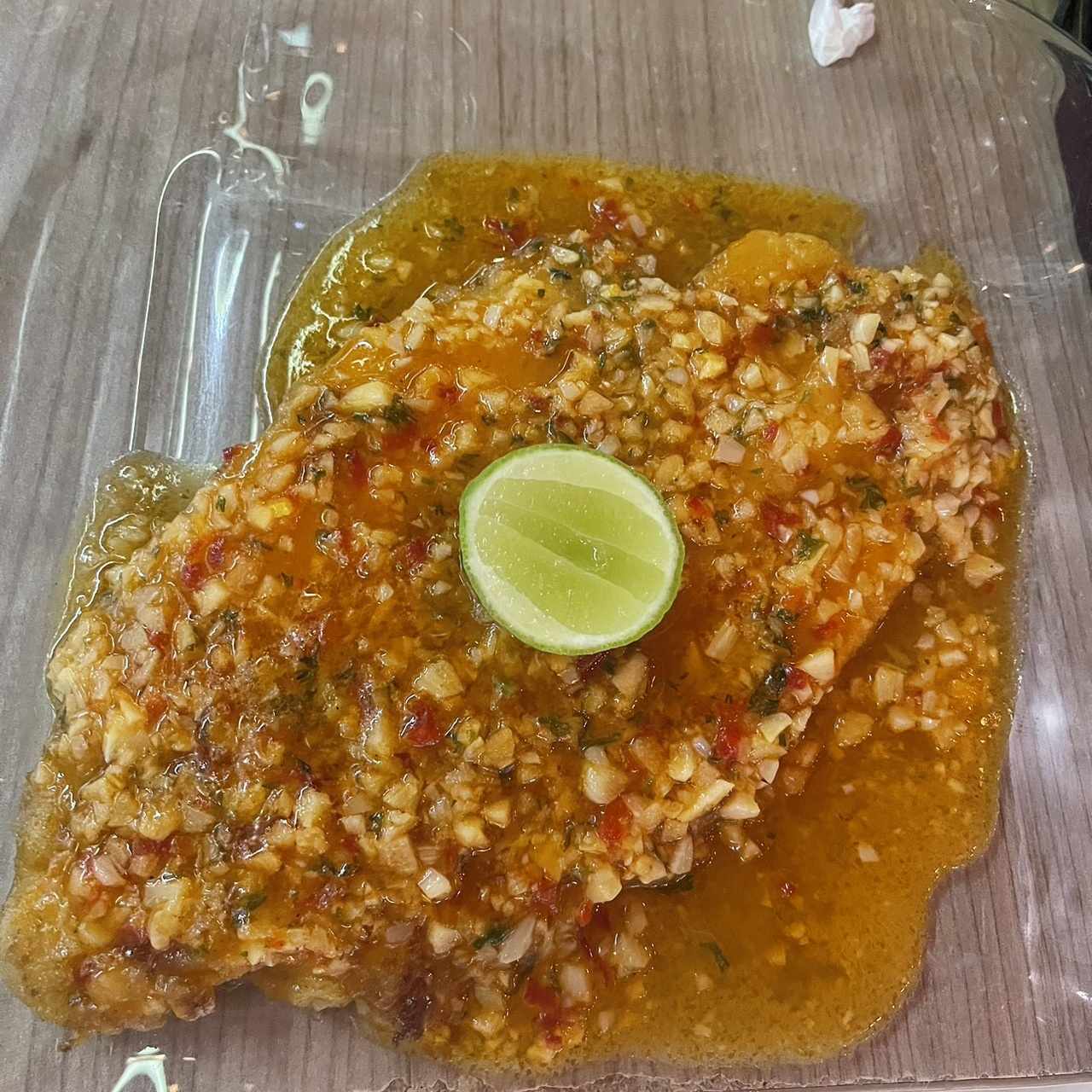 Filete de corvina al ajillo 