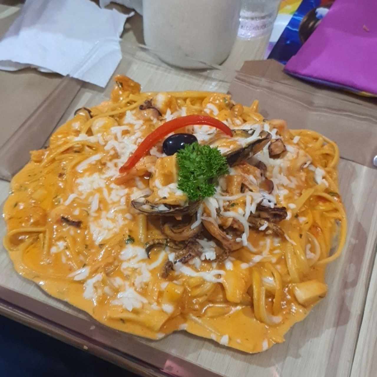 linguini picante de mariscos