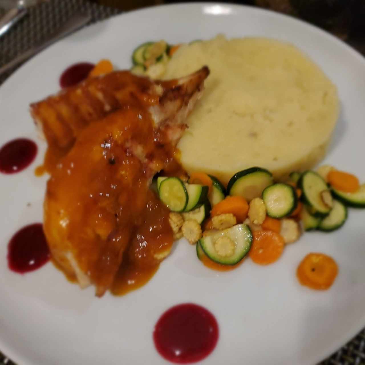 Pollo en salsa de mango 