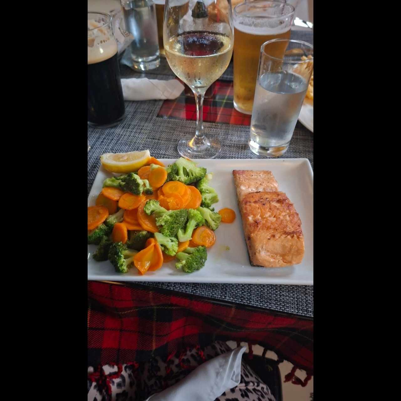 Platos fuertes - Nuestro Salmón