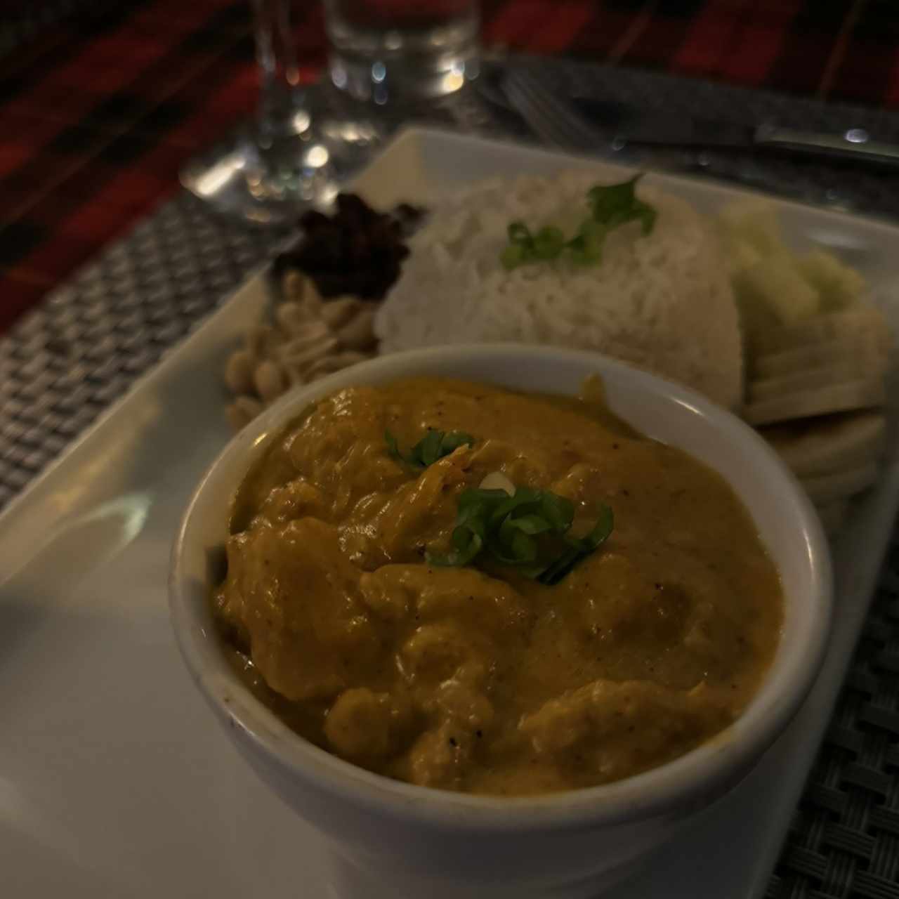 Platos fuertes - Chicken Curry