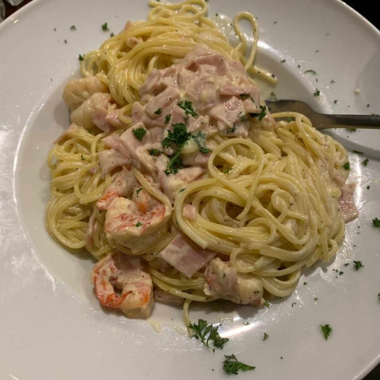 Pasta Alfredo con camarones 