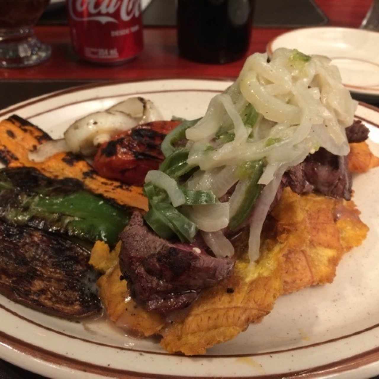 punta jalepeña en boca con vegetales a la parrilla