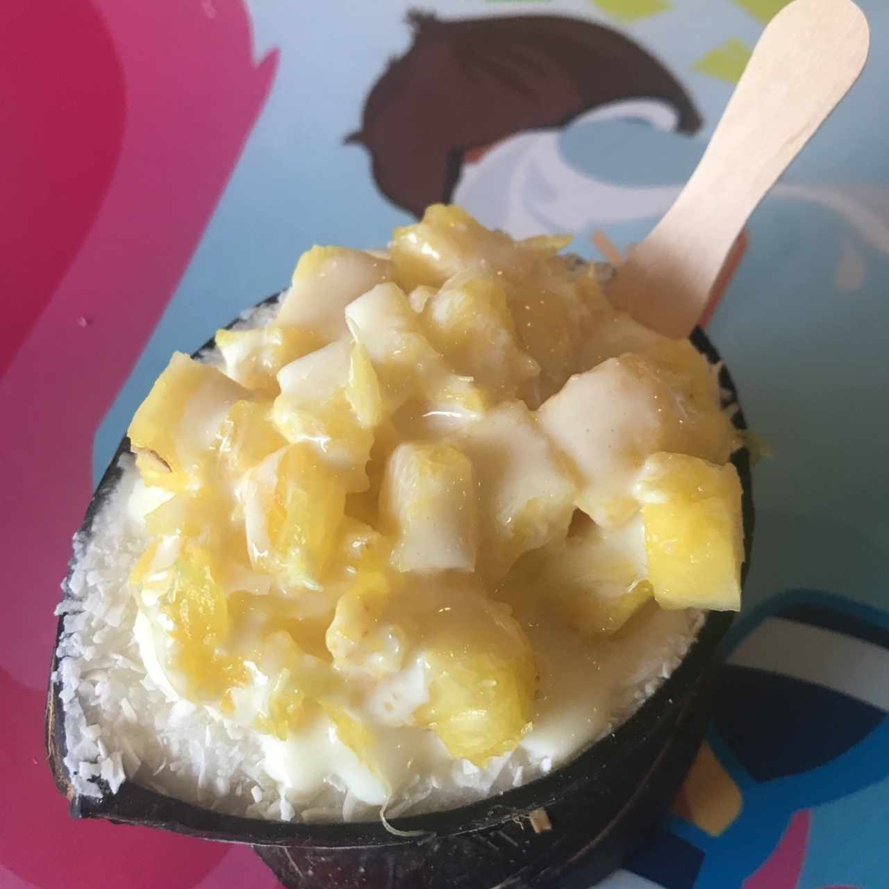 coquito con topping de piña