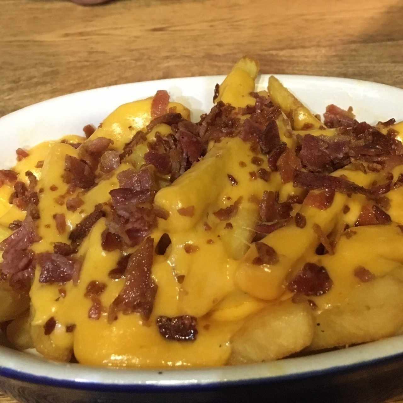 plato especial bacon cheese fries 