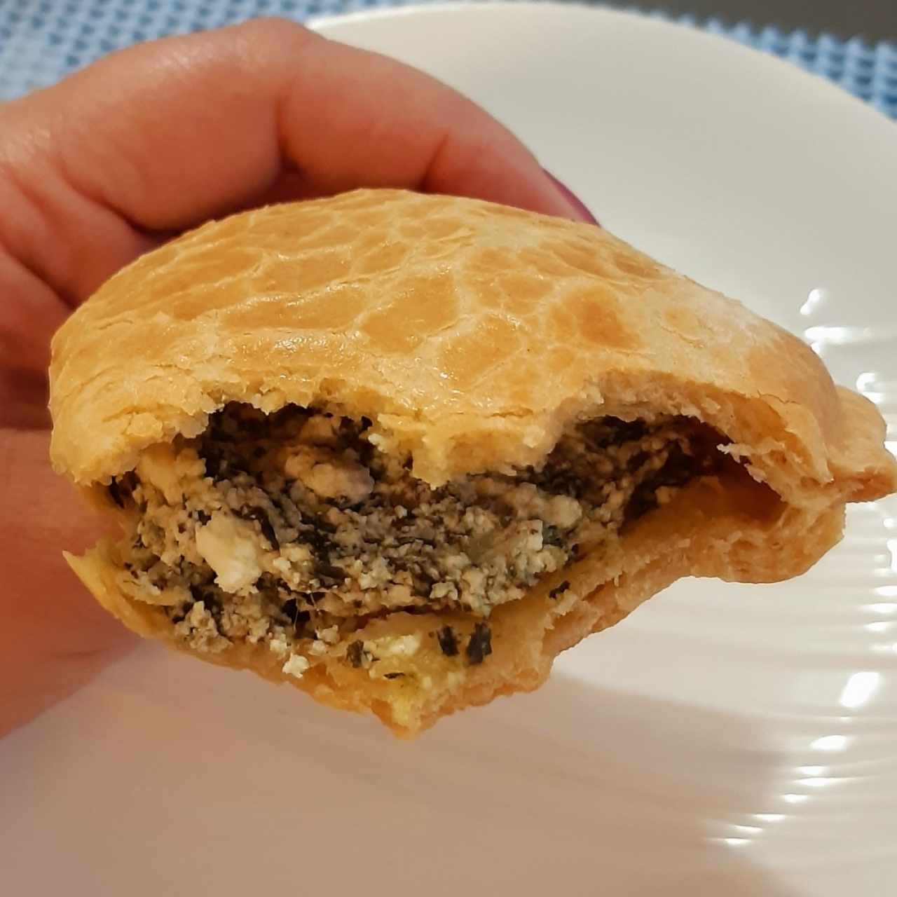 Empanada de espinaca y queso