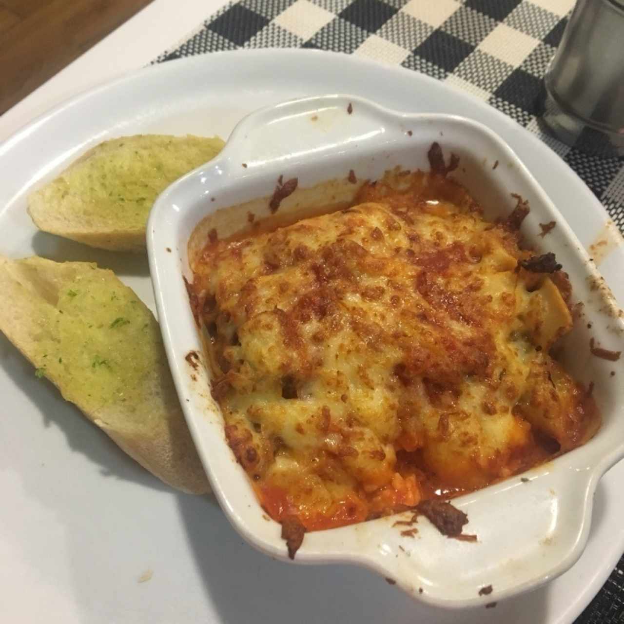 lasagna gratinada