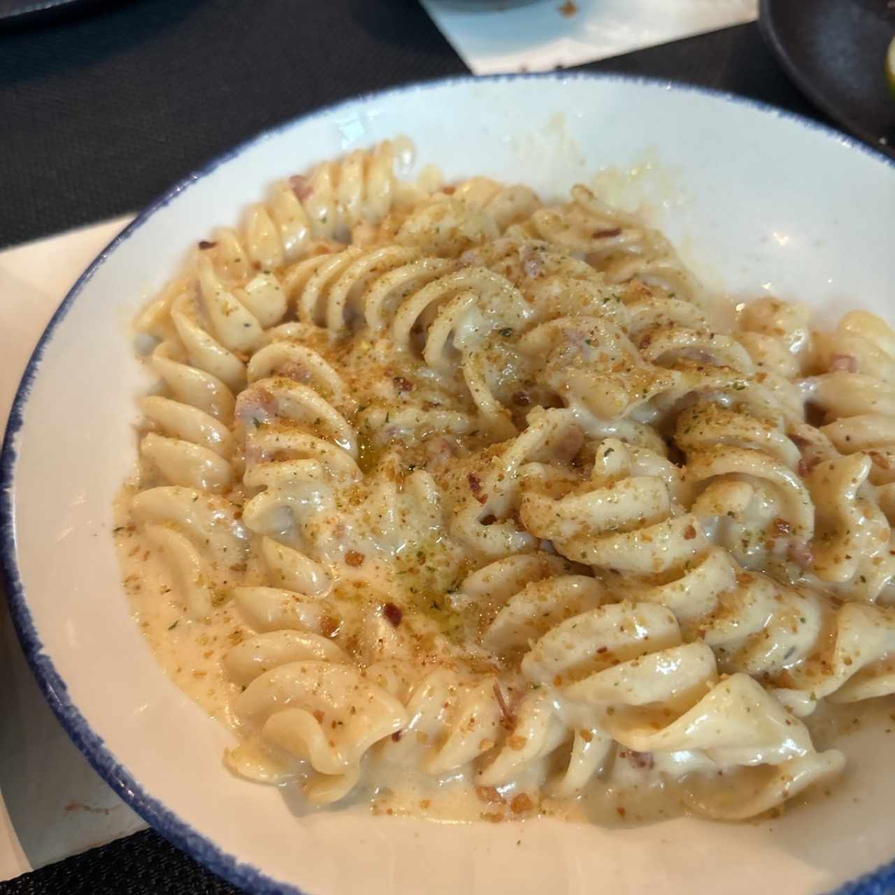 FUSILLI GIGANTI DI GRAGNANO AL PARMIGIANO TRUFADO