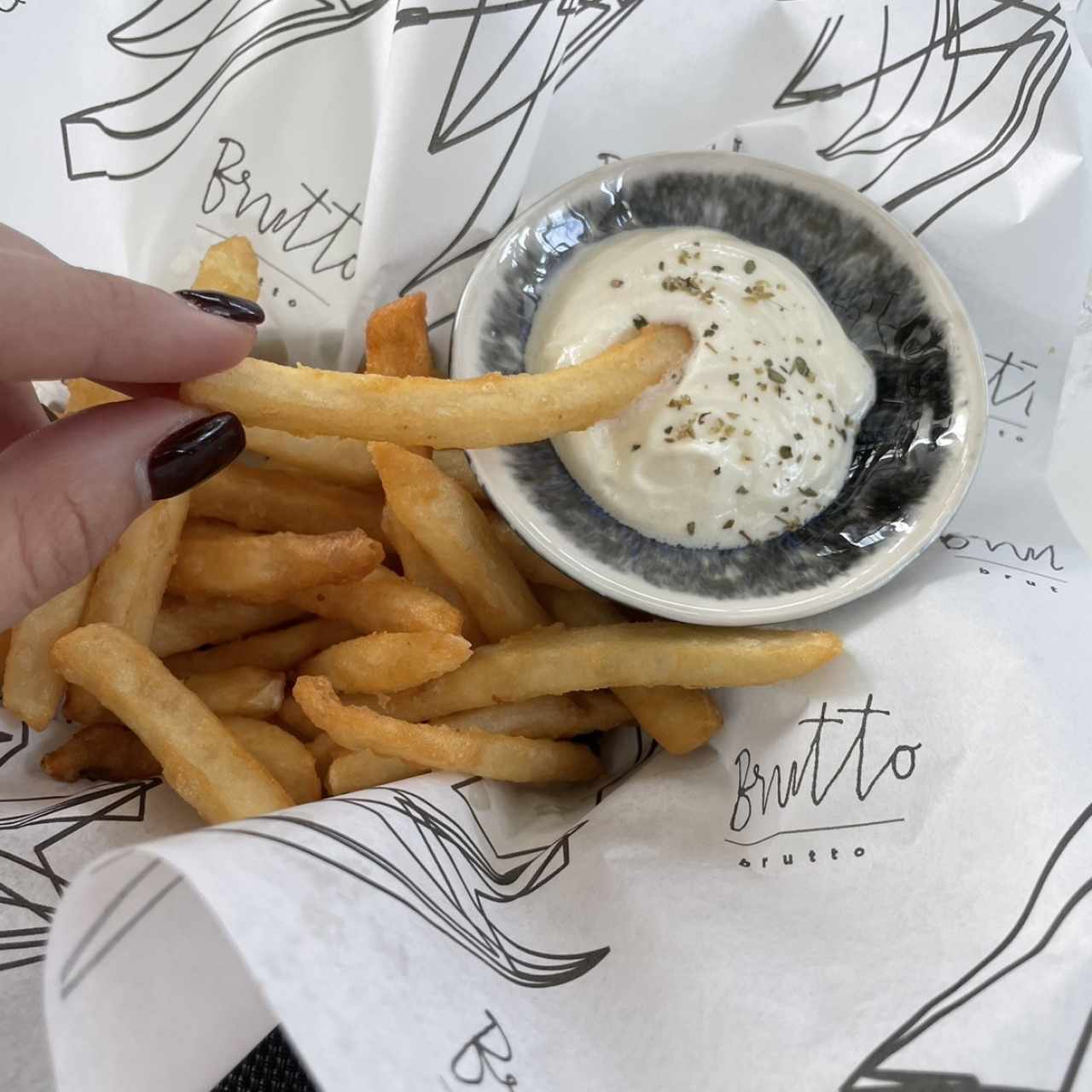 Papas Fritas con espuma de Feta