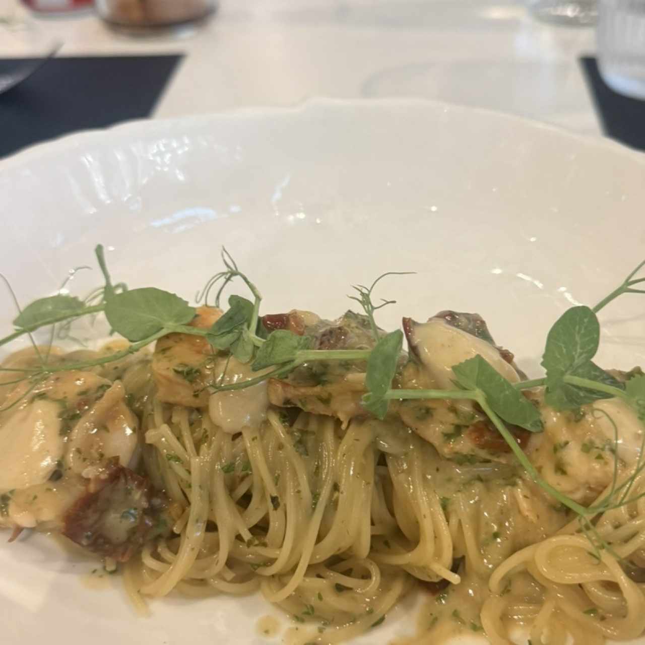 VERMICELLI AGLIO, OLIO E GAMBERI
