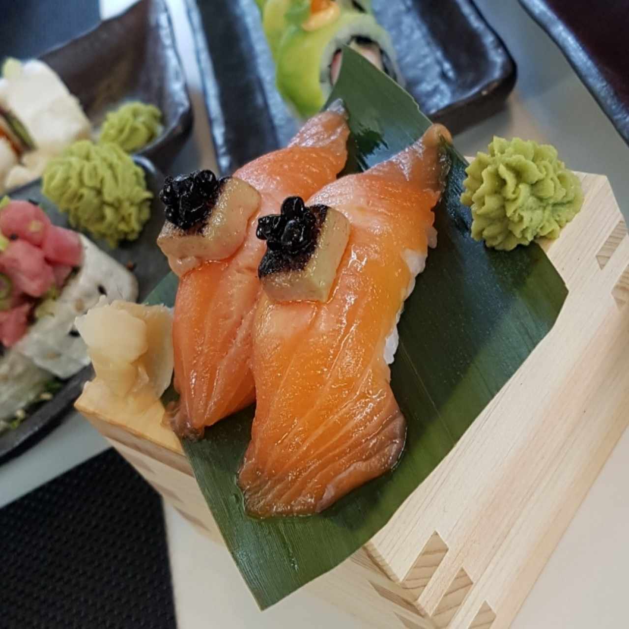 Nigiri de salmón 