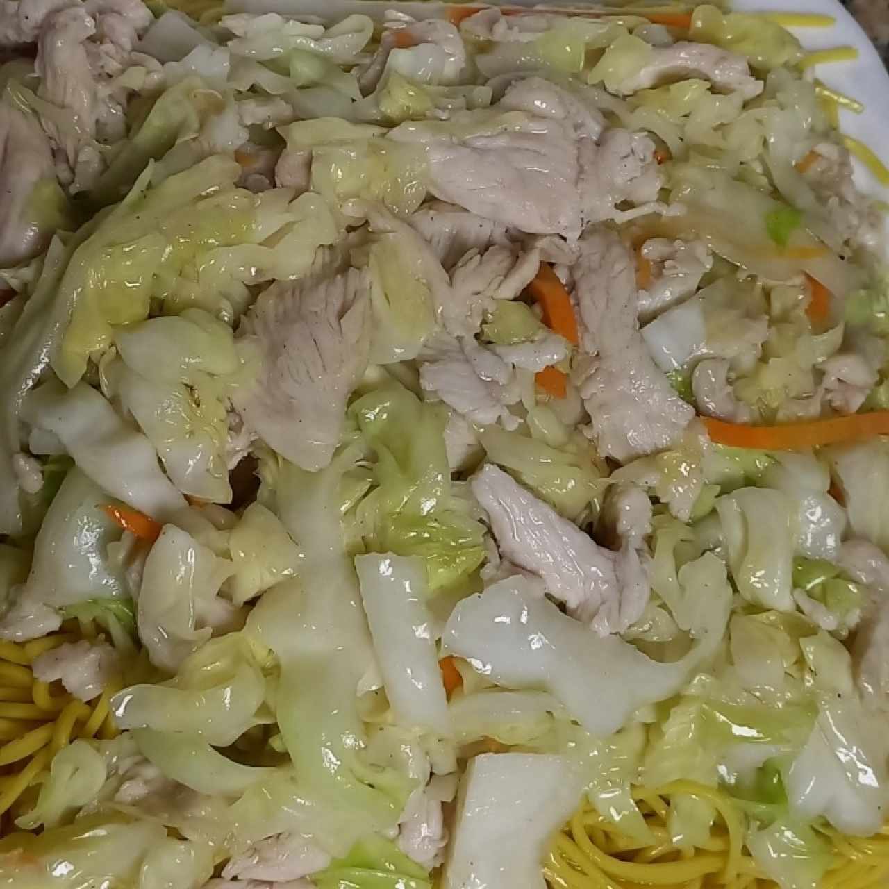 chowmein de pollo