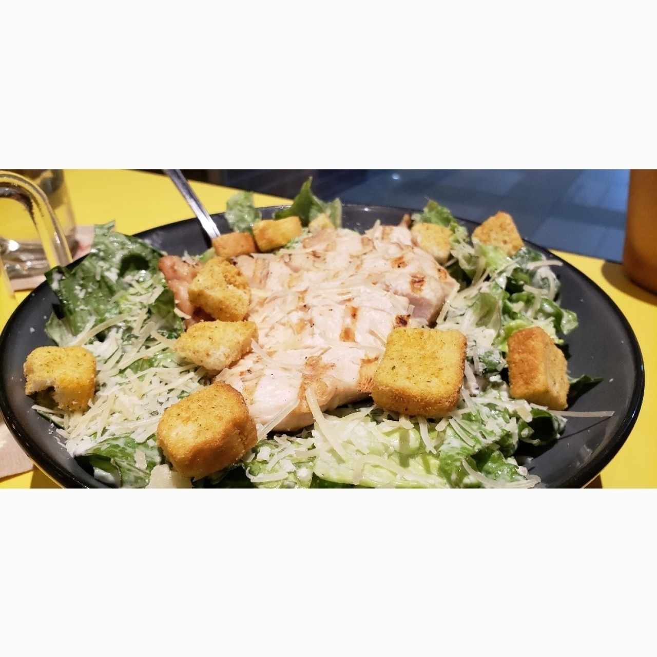 Ensalada cesar con pollo