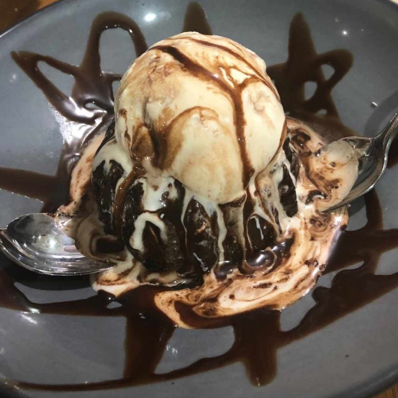 Brownie con helado. 🤪