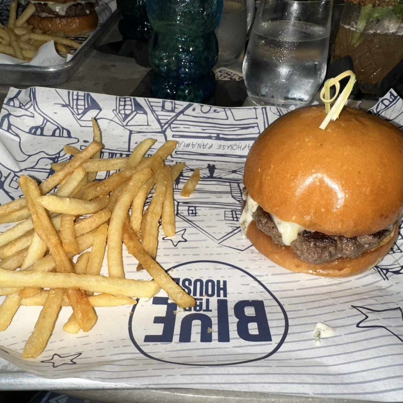 BLUE MOON BURGER