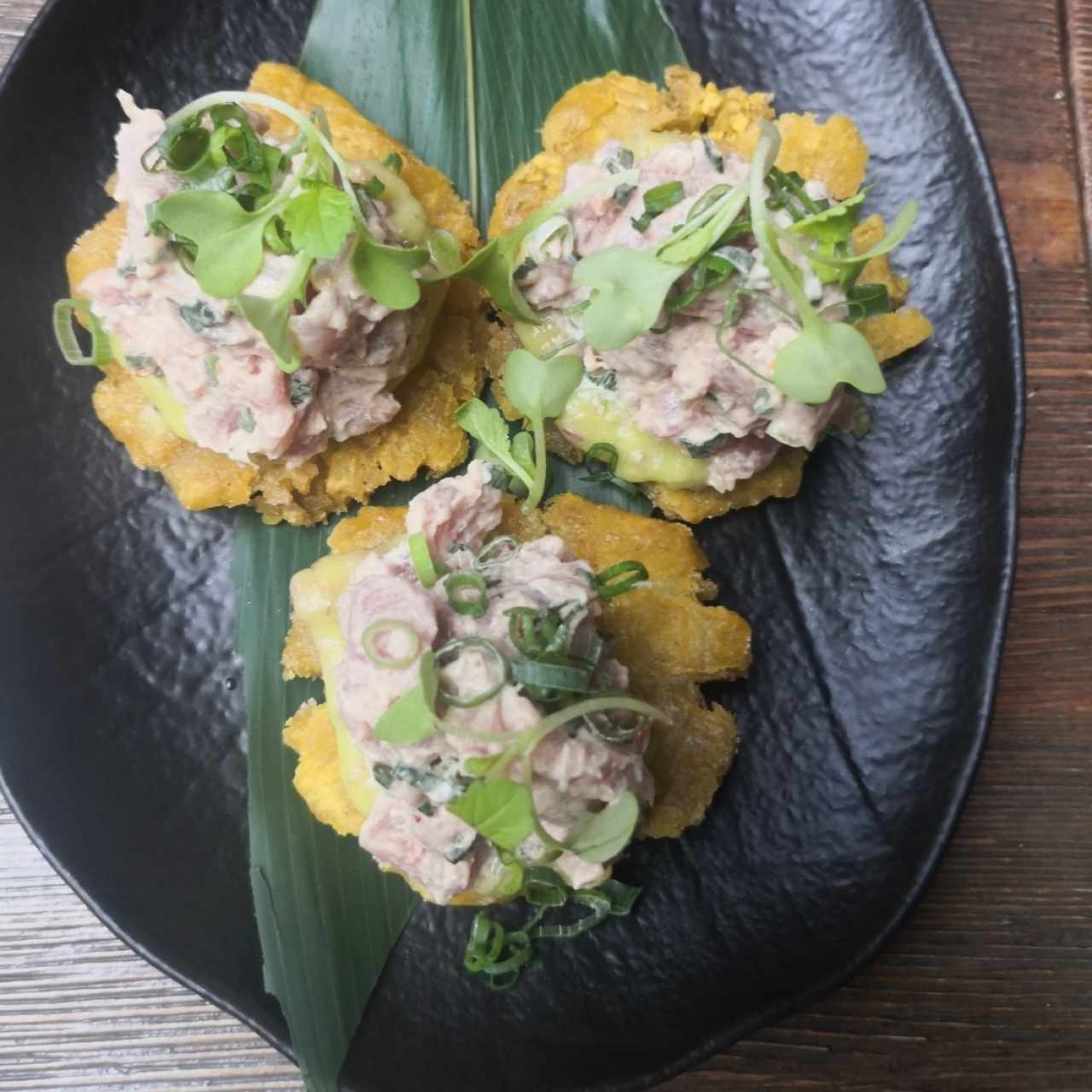 BAR BITES - Tostones De Atún