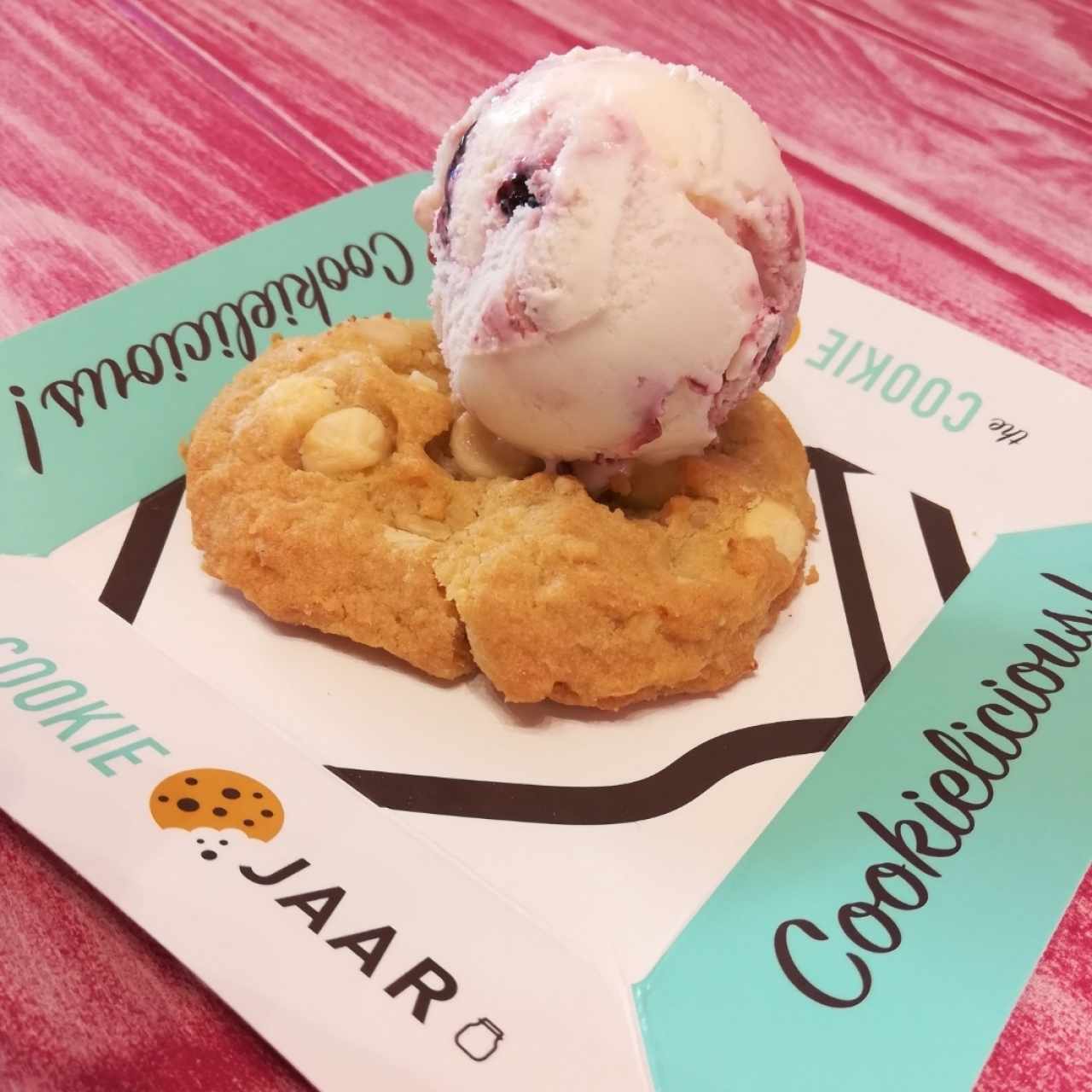 galleta con helado 