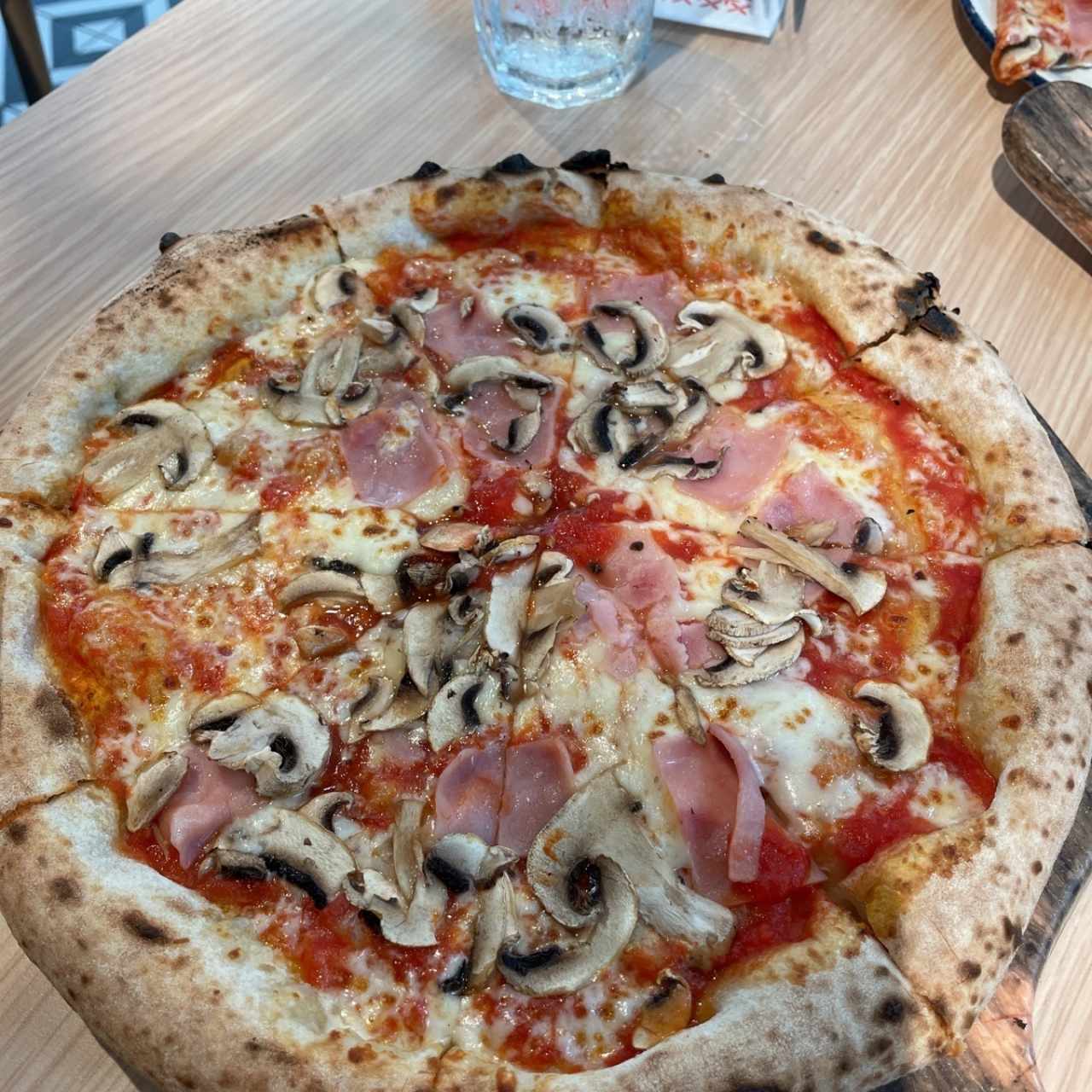 Prosciutto Funghi