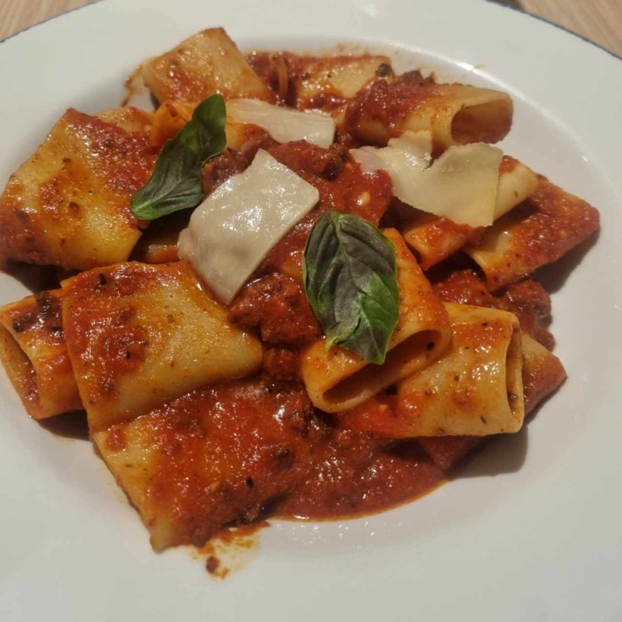 Pastas - Paccheri Alla Bolognesa