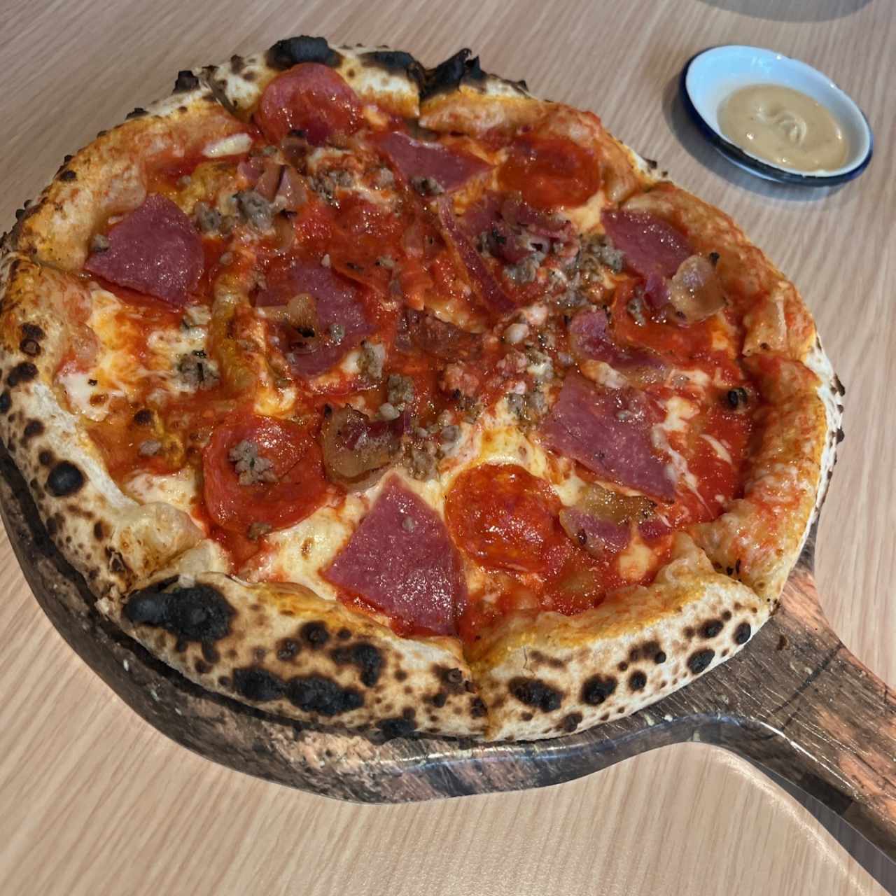 Mi Pizza de Carnivoro 